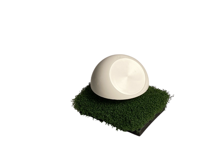 Tee Marker Globe, oblique, white